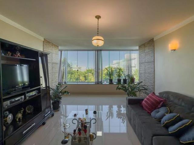Apartamento venda em SQN 305, Plano Piloto