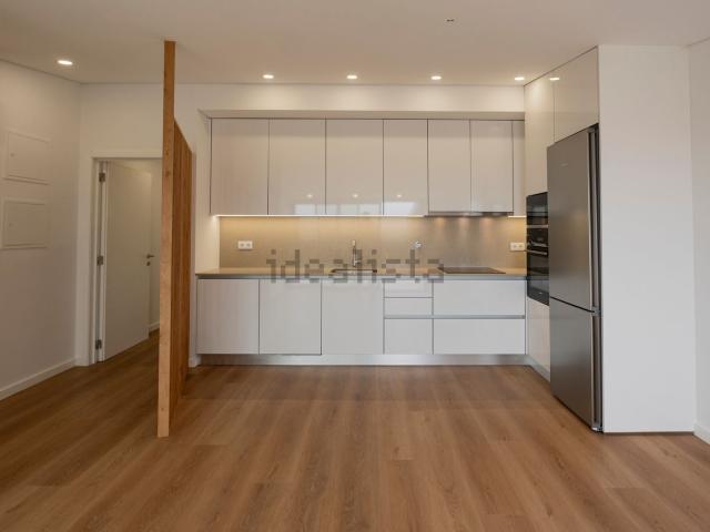 Apartamento venda em Anta, Aveiro