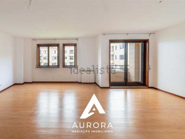 Apartamento alugar em Anta, Aveiro