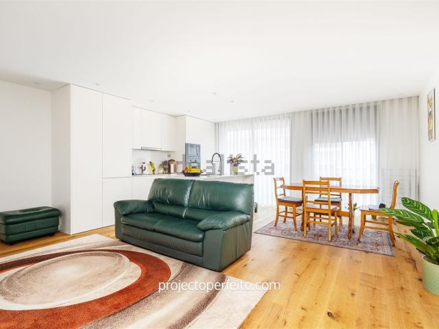 Apartamento venda em Anta, Aveiro