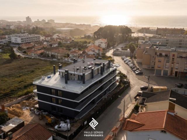 Casa venda em São Félix da Marinha, Vila Nova de Gaia