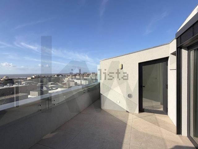 Apartamento venda em Anta, Aveiro