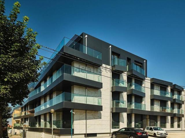 Apartamento venda em Anta, Aveiro