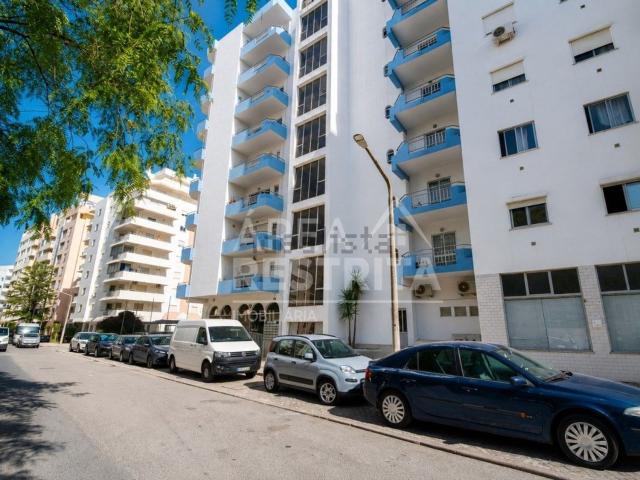 Apartamento venda em Armação De Pêra, Faro