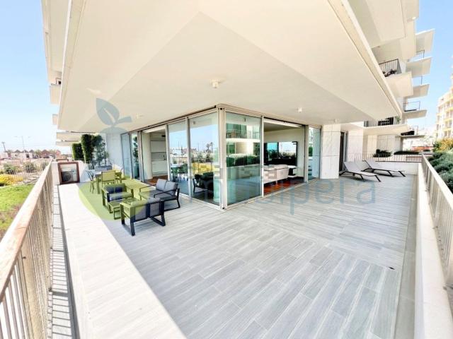 Apartamento venda em Armação De Pêra, Faro