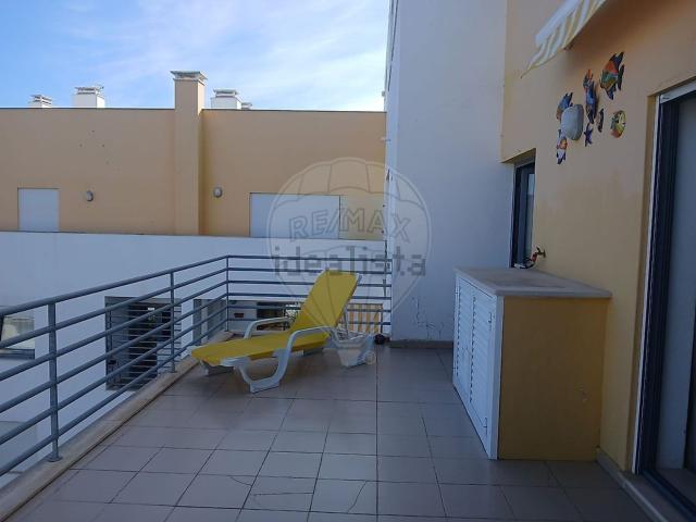 Apartamento alugar em Urbanização Solário da Praia, Armação De Pêra