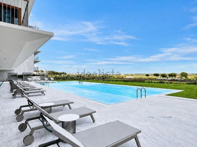 Apartamento alugar em Urbanização Solário da Praia, Armação De Pêra