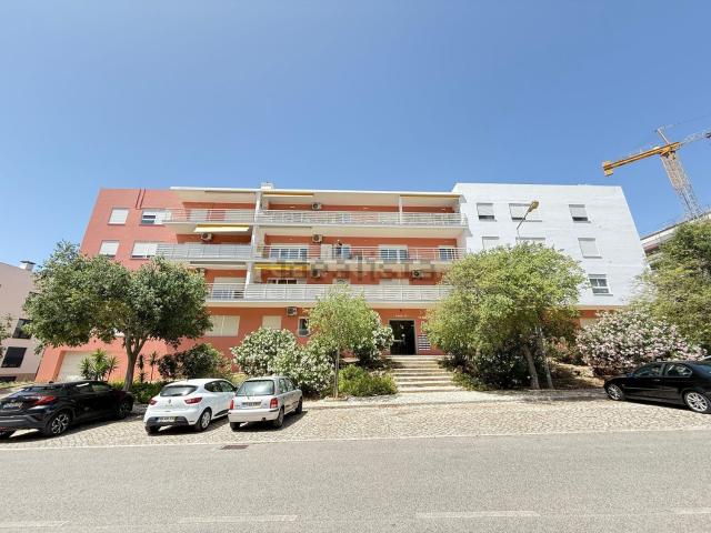 Apartamento venda em Armação De Pêra, Faro