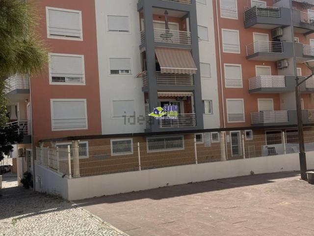 Apartamento venda em Armação De Pêra, Faro