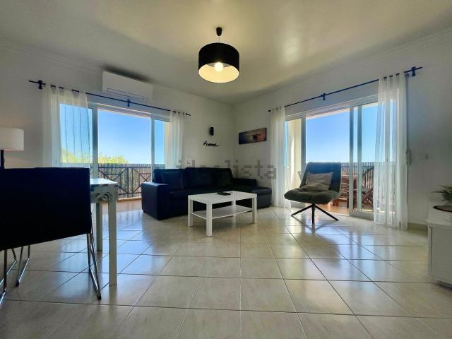 Apartamento alugar em Urbanização Solário da Praia, Armação De Pêra