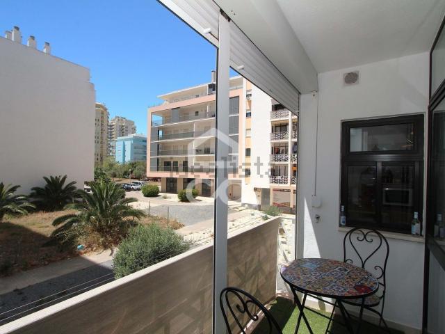 Apartamento venda em Armação De Pêra, Faro