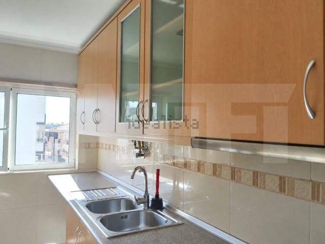 Apartamento venda em Torre da Marinha, Seixal