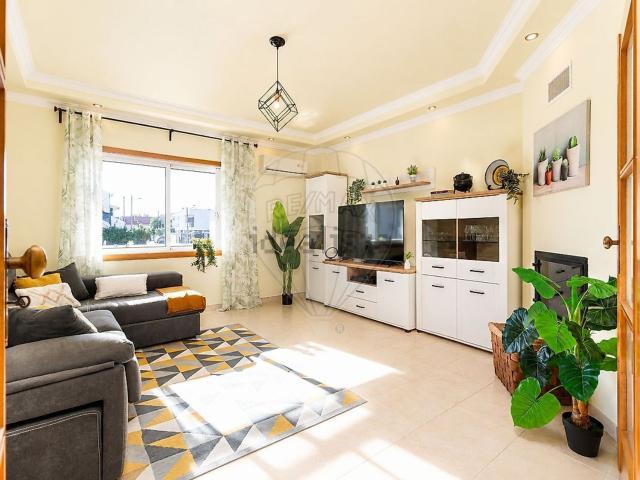 Apartamento venda em Seixal, Setúbal