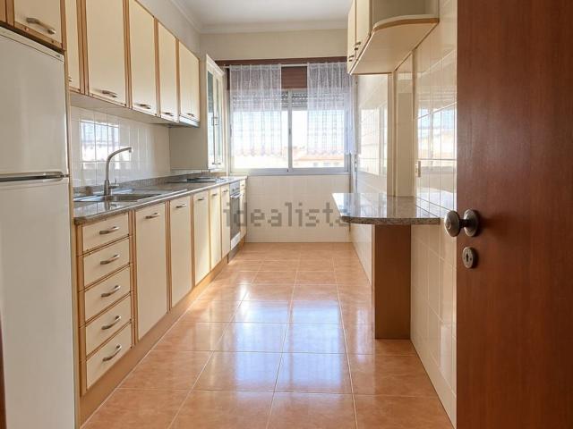 Apartamento venda em Torre da Marinha, Seixal