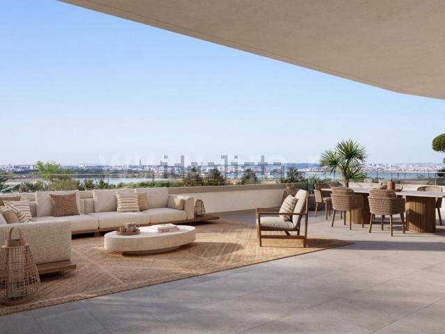 Apartamento venda em Quinta do Outeiro, Seixal