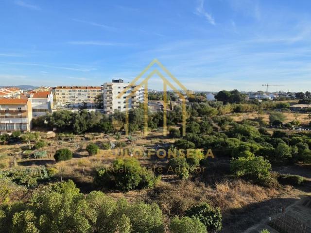 Apartamento venda em Murtinheira, Seixal