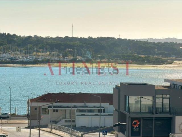 Apartamento venda em Seixal, Setúbal