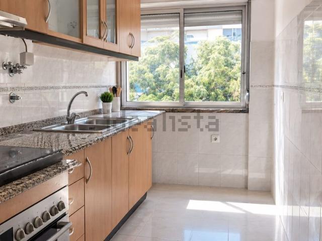 Apartamento venda em Torre da Marinha, Seixal
