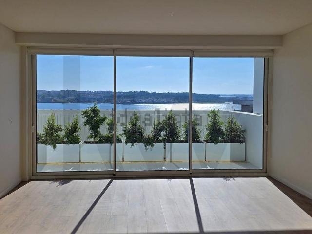 Apartamento alugar em Seixal, Setúbal