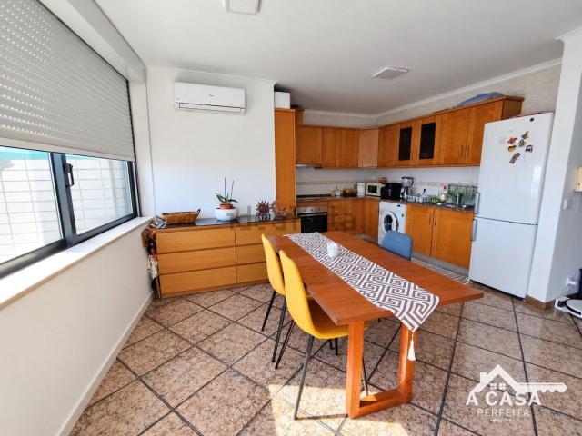 Apartamento venda em Arrifana, Santa Maria da Feira