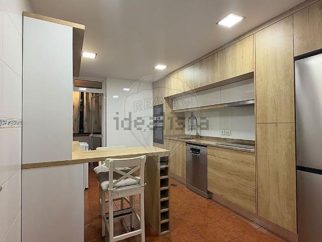 Apartamento alugar em Rua, Santa Maria da Feira