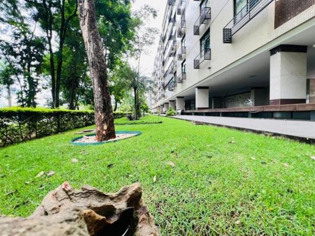 Apartamento venda em Região Geográfica Imediata do Distrito Federal, Região Integrada de Desenvolvimento do Distrito Federal e Entorno