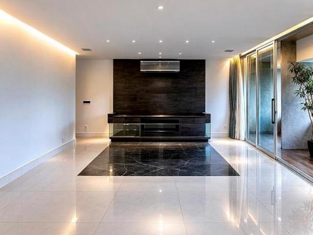 Apartamento venda em Região Geográfica Imediata do Distrito Federal, Região Integrada de Desenvolvimento do Distrito Federal e Entorno