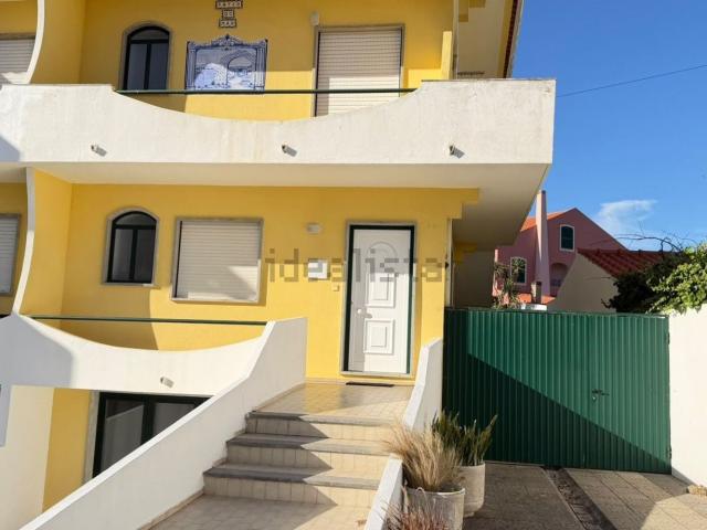 Apartamento alugar em Atouguia da Baleia, Peniche