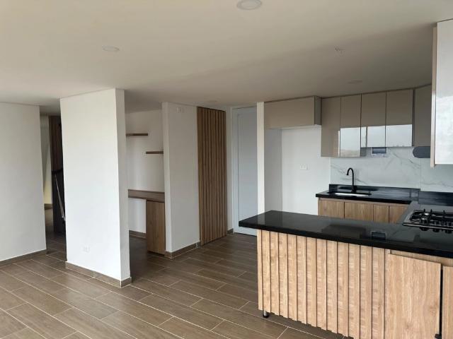 Apartamento en arriendo en Paseo Real, La Calera