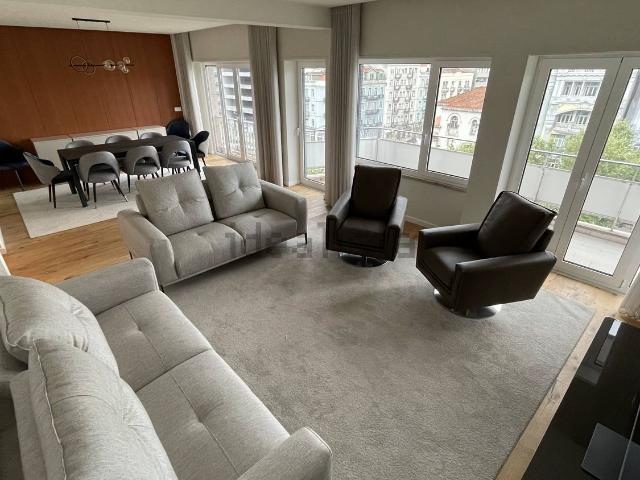 Apartamento venda em Avenidas Novas, Lisboa