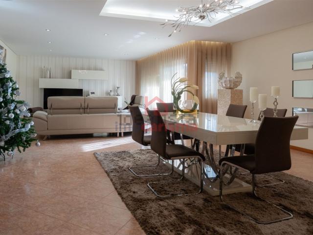 Apartamento venda em Santo Tirso, Porto