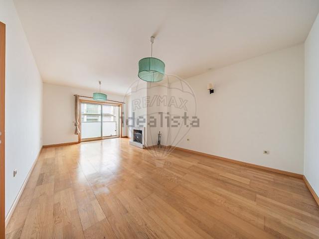 Apartamento venda em Santo Tirso, Porto