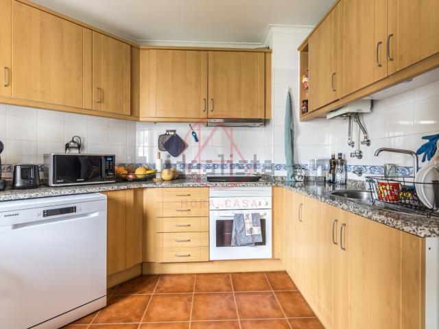 Apartamento venda em Azeitão (São Lourenço e São Simão), Setúbal