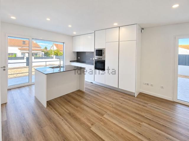 Apartamento venda em Quinta das Várzeas, Setúbal