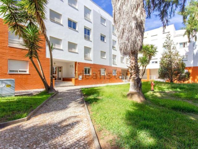 Apartamento alugar em Casal de Bolinhos, Setúbal