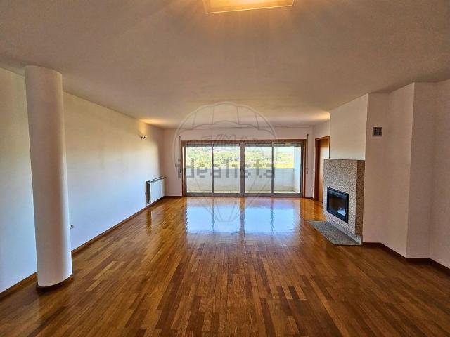 Apartamento alugar em Pencelo, Guimarães