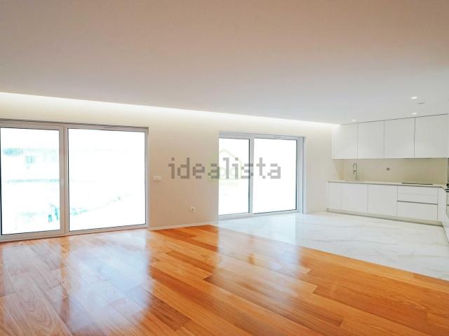 Apartamento alugar em Póvoa De Varzim, Porto