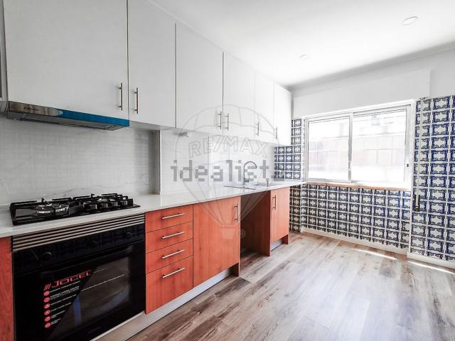 Apartamento venda em Moita, Baixa Da Banheira