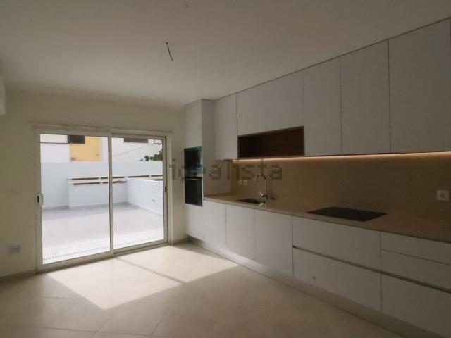 Apartamento alugar em Moita, Baixa Da Banheira