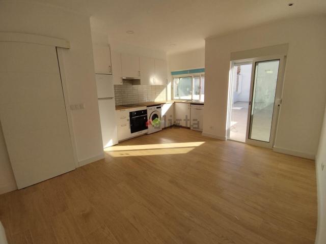 Apartamento venda em Baixa da Banheira e Vale da Amoreira, Moita