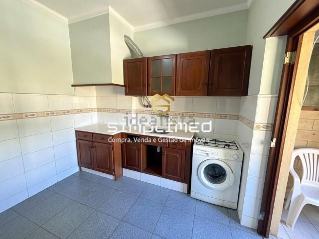 Apartamento venda em Baixa da Banheira e Vale da Amoreira, Moita