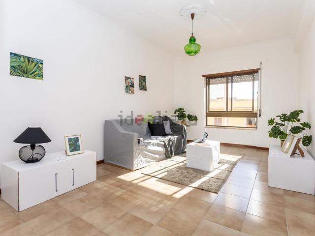 Apartamento venda em Baixa da Banheira e Vale da Amoreira, Moita
