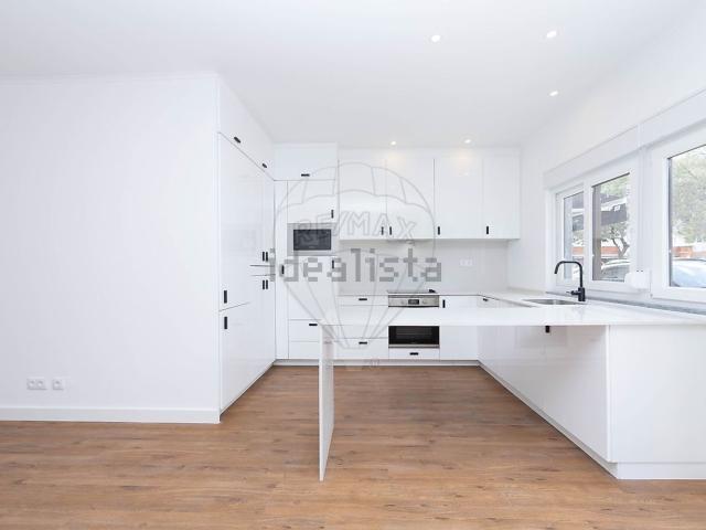 Apartamento venda em Moita, Baixa Da Banheira