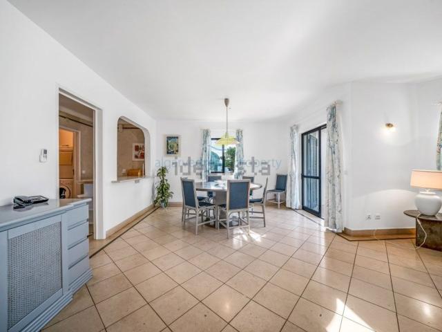 Duplex venda em Albufeira e Olhos de Água, Albufeira