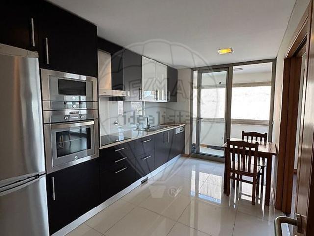 Apartamento alugar em A Ver-o-mar, Porto