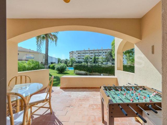 Apartamento venda em Quarteira
