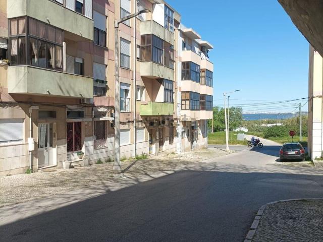 Apartamento venda em Lavradio, Setúbal