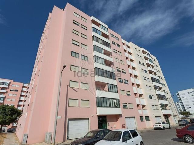 Apartamento venda em Fidalguinhos, Lavradio