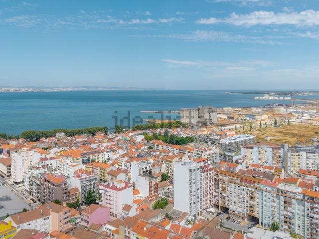 Apartamento venda em Bairro Ferroviário, Barreiro