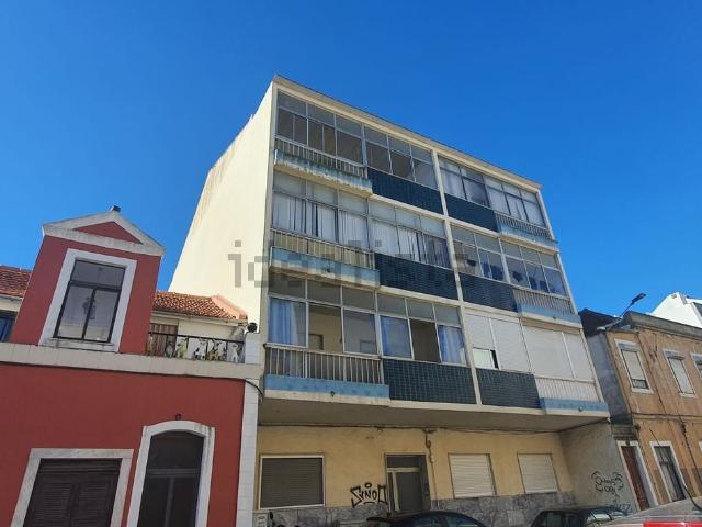 Apartamento alugar em Bairro Ferroviário, Barreiro